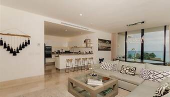3 Br Ocean Front PH With Stunning Views