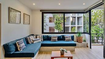 4 Br Private Rooftop Pool Spacious Exclusive