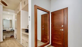 4 Br Private Rooftop Pool Spacious Exclusive