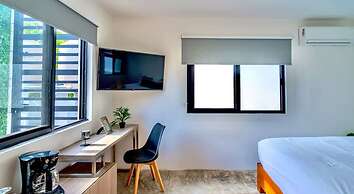 4 Br Private Rooftop Pool Spacious Exclusive