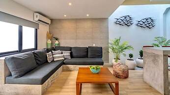 1 BR Apartment With Rooftop Pool Hammocks by Waves Management