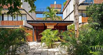 2 Br Prime Location Amazing Rooftop Pool