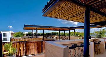 2 Br Prime Location Amazing Rooftop Pool