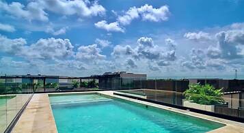 2 Br Prime Location Amazing Rooftop Pool