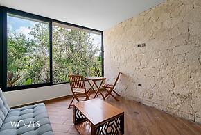 Spacious Loft w Garden View Pool Jacuzzi GYM