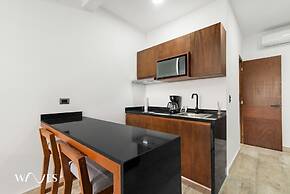 Spacious Loft w Garden View Pool Jacuzzi GYM