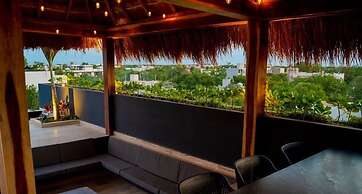 Great Located Studio PH With Private Pool by Waves Management