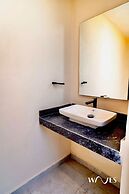 Great Located Studio PH With Private Pool by Waves Management