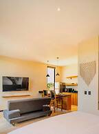 Great Located Studio PH With Private Pool by Waves Management