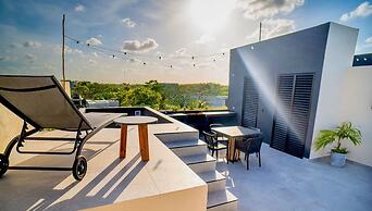 Great Located Studio PH With Private Pool by Waves Management