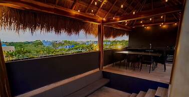 Great Located Studio PH With Private Pool by Waves Management