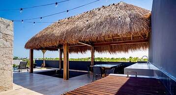 Great Located Studio PH With Private Pool by Waves Management