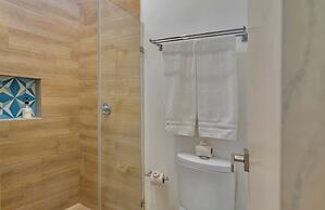 3Br Exclusive TH w Spacious Roof Private Pool