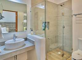 3Br Exclusive TH w Spacious Roof Private Pool