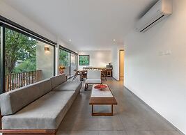 2 BR Great Located Natural Lightning