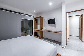 2 BR Great Located Natural Lightning