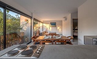 2 BR Great Located Natural Lightning