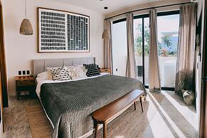 Luxury Penthouse w Jungle Views