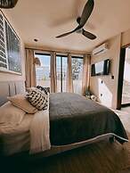 Luxury Penthouse w Jungle Views