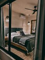 Luxury Penthouse w Jungle Views