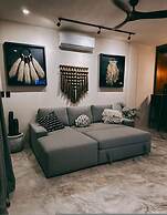 Luxury Penthouse w Jungle Views