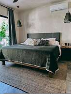 Luxury Penthouse w Jungle Views