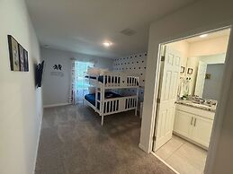 Upstay - Modern Family Home w Pool Solara Resort