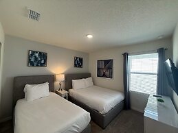 Upstay - Modern Family Home w Pool Solara Resort