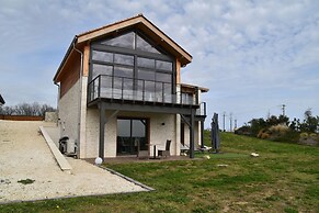 L'Annexe Coté Castagne du Domaine des Hauts de Rouquette