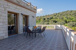 Althea Castle With Swimming Pool