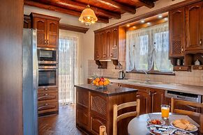 Althea Castle With Swimming Pool