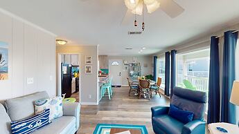 Beach Home With Private Pool & Beach Access- Sleeps 6