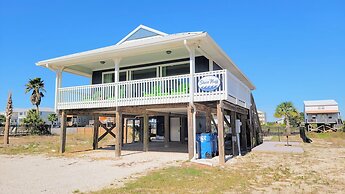 Beach Home With Private Pool & Beach Access- Sleeps 6