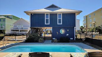 Beach Home With Private Pool & Beach Access- Sleeps 6