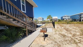 Beach Home With Private Pool & Beach Access- Sleeps 6
