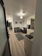 Cozy Apartment at Highbanks The Annex