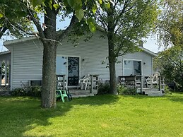 Lake View Motel & Gift Shop