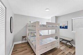 50 Meredith Drive #7