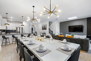 9290 Sommerset Hills Drive