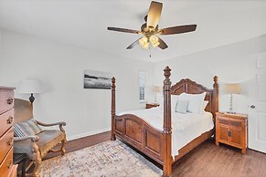 175 Colony Point Drive