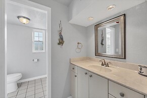 175 Colony Point Drive