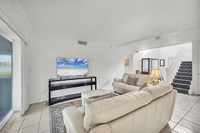 175 Colony Point Drive