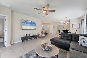 25128 East Lenox Circle