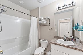 25128 East Lenox Circle