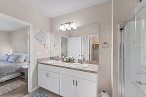 25128 East Lenox Circle