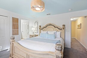 3067 Beach Palm Avenue