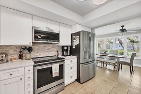 2219 El Cerito Court