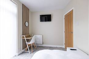 Bath Bliss Retreat - 7 Bedroom House