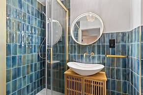 Beach Retreat - Sea Views Parking Beach Access