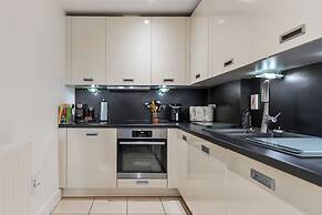 12 Rhodewood House - Near the Beach Sea Glimpses